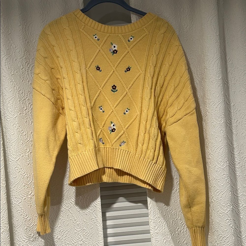 Forever 21 Yellow Cable Knit Sweater with Floral Details Cotton Blend Medium